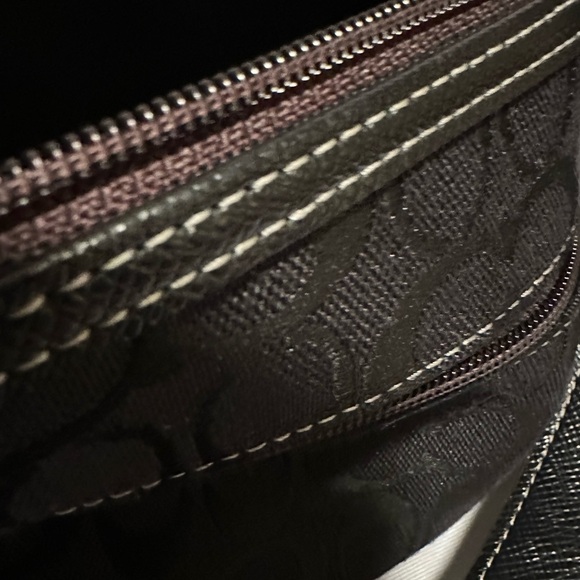 Couch Purse. - Picture 3 of 4